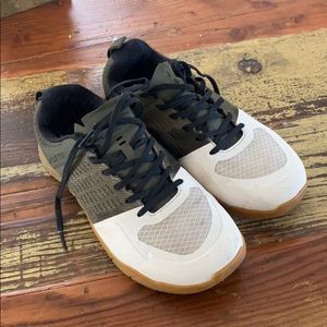 Hylete Vibram Trainers